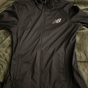 New Balance Women's Utility Jacket in Black
